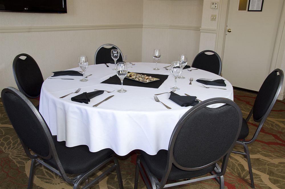 The Plaza Downtown, Trademark Collection By Wyndham Hotel 4*
